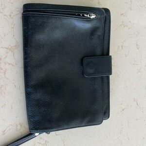 Men’s black leather bag